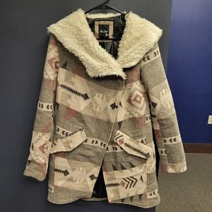 Me Jane Women's Aztec Pattern Coat Wool Blend Faux Fur Collar